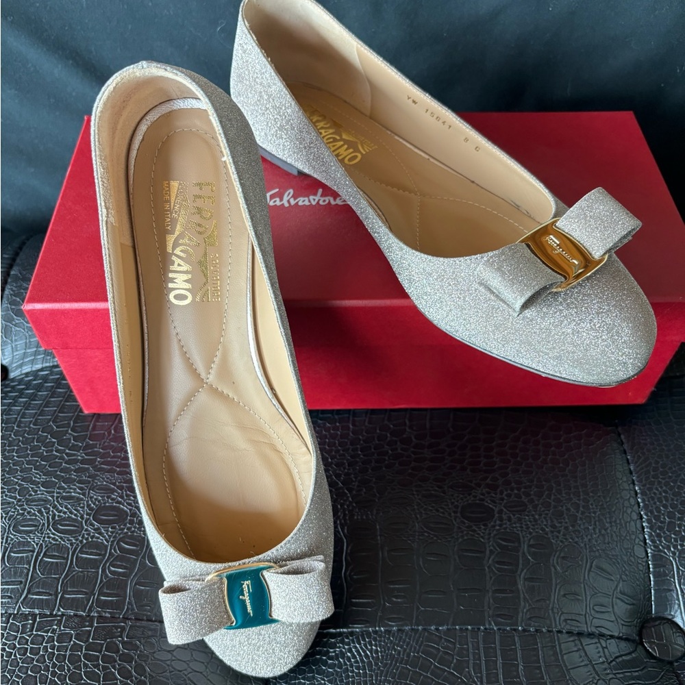 Ferragamo Varina glitter flats